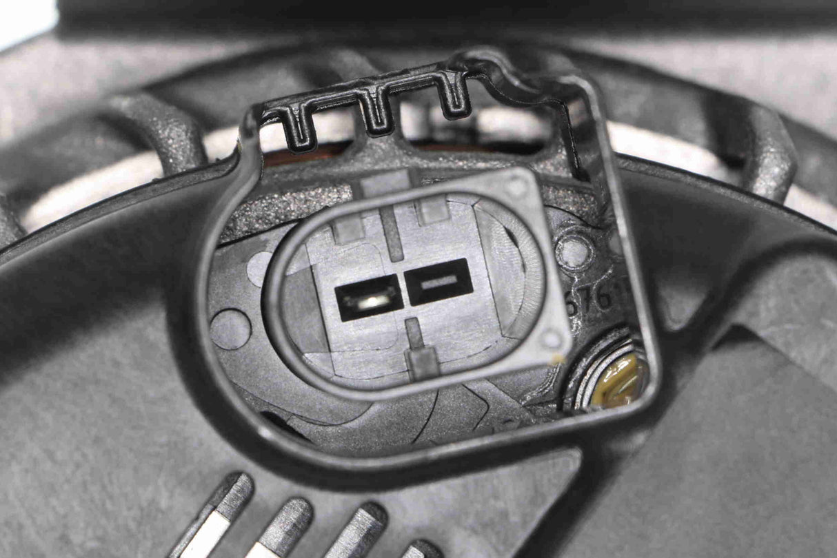 Alternator - V30-13-50047
