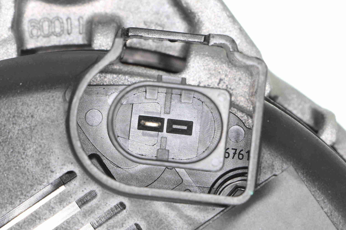 Alternator - V10-13-50011