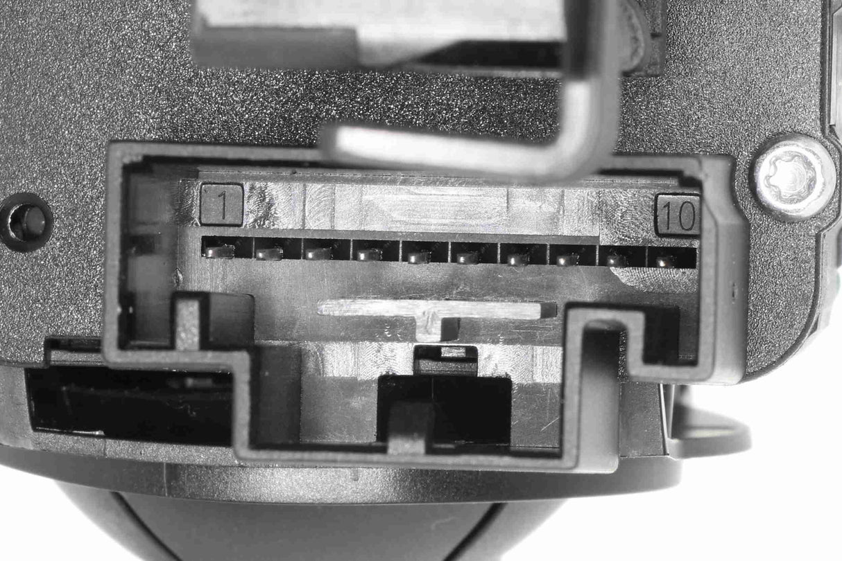 Direction Indicator Switch - V15-80-3302