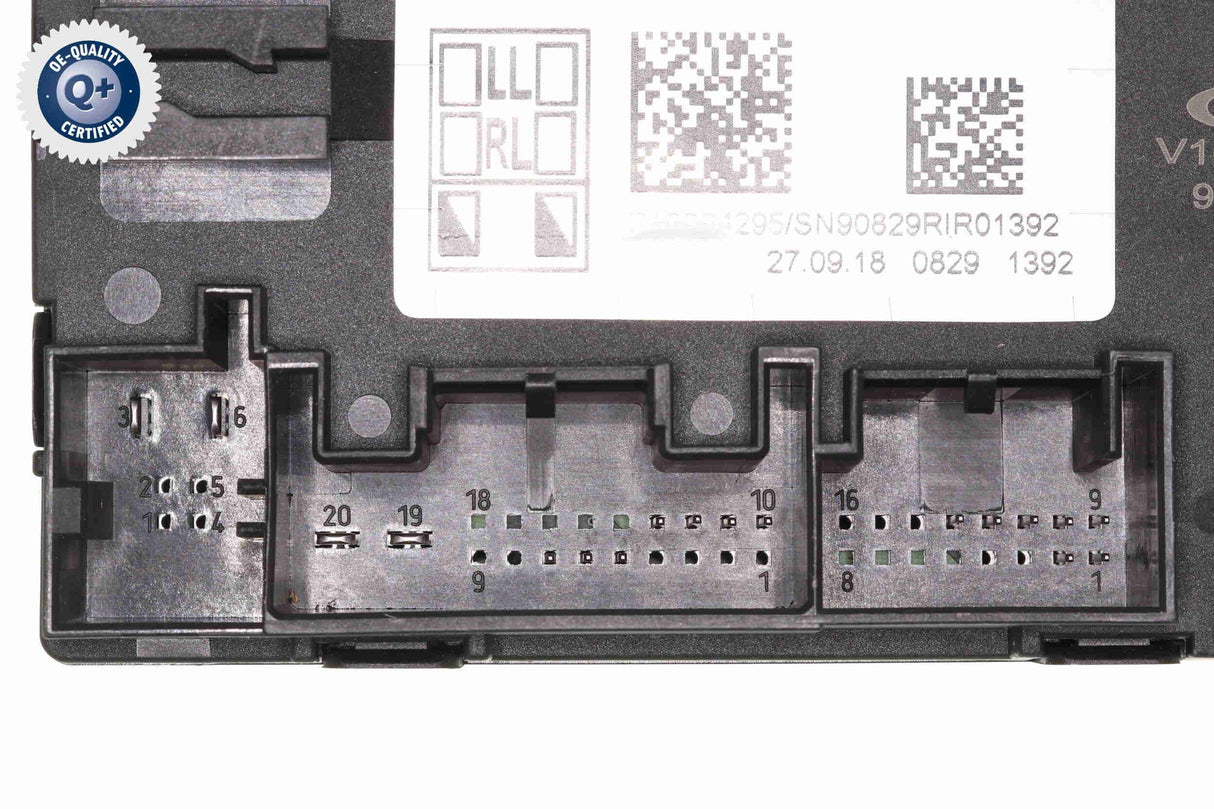 Control Unit, door closing aid - V10-73-0505