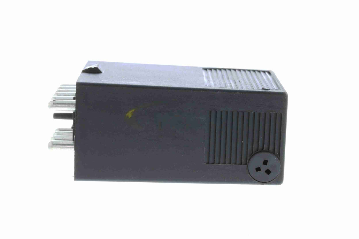 Relay, fuel pump - V30-71-0026