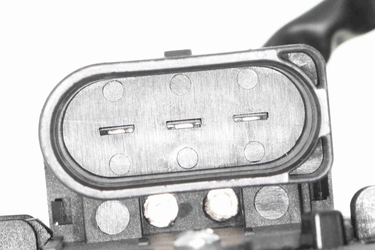 Fan, engine cooling - V15-01-1912