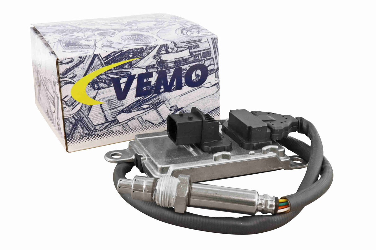 NOx Sensor, NOx catalytic converter - V66-72-0916