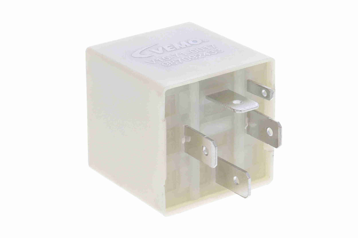 Relay, fuel pump - V15-71-0017