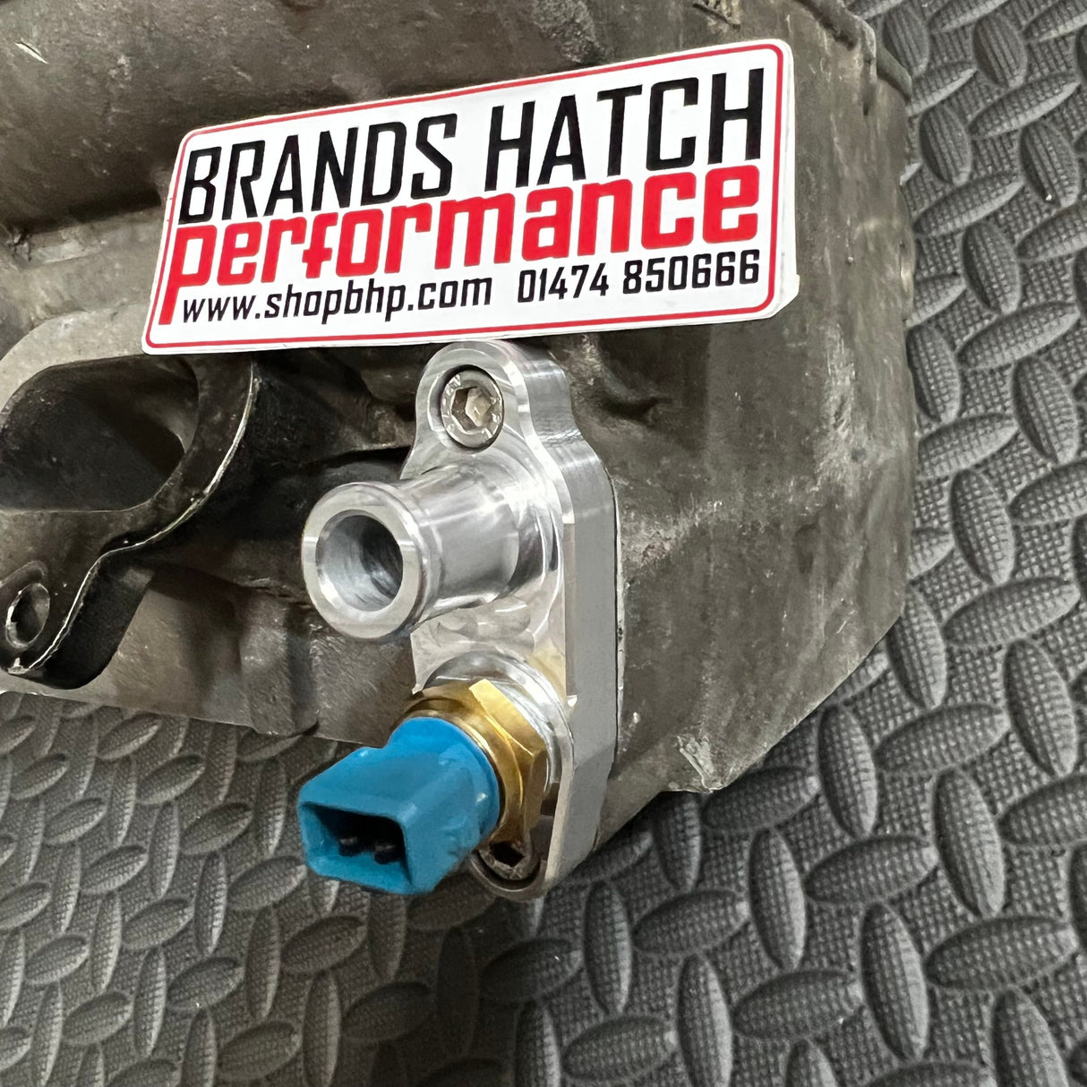 FORD Escort Sierra Cosworth YB 2WD 4WD Water Temperature Sensor ECT Housing