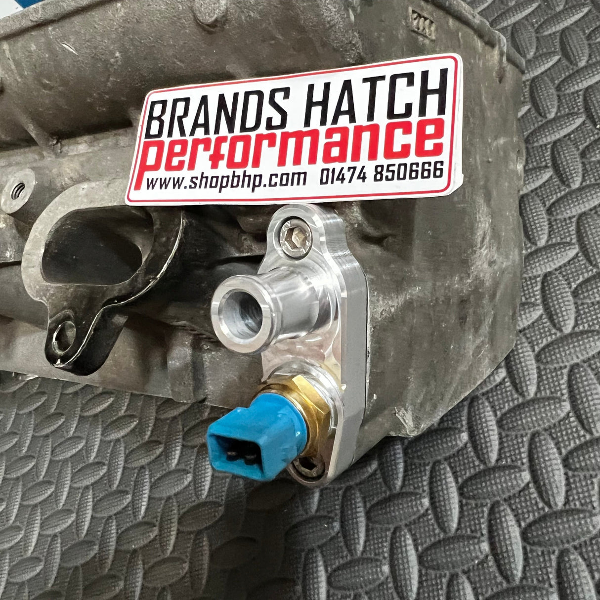 FORD Escort Sierra Cosworth YB 2WD 4WD Water Temperature Sensor ECT Housing