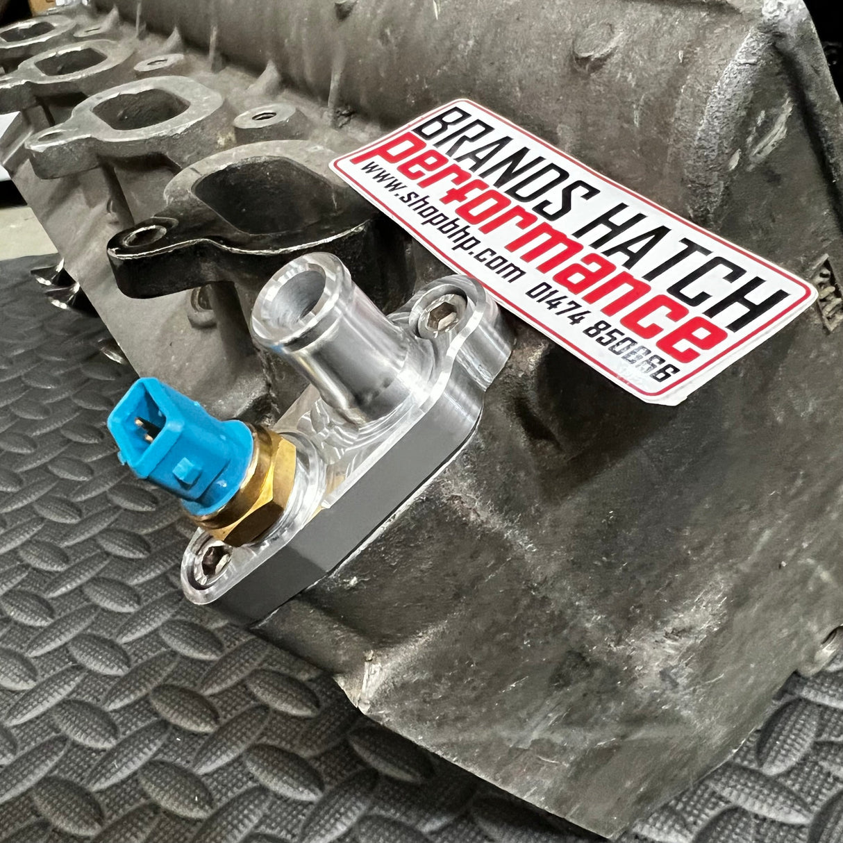 FORD Escort Sierra Cosworth YB 2WD 4WD Water Temperature Sensor ECT Housing