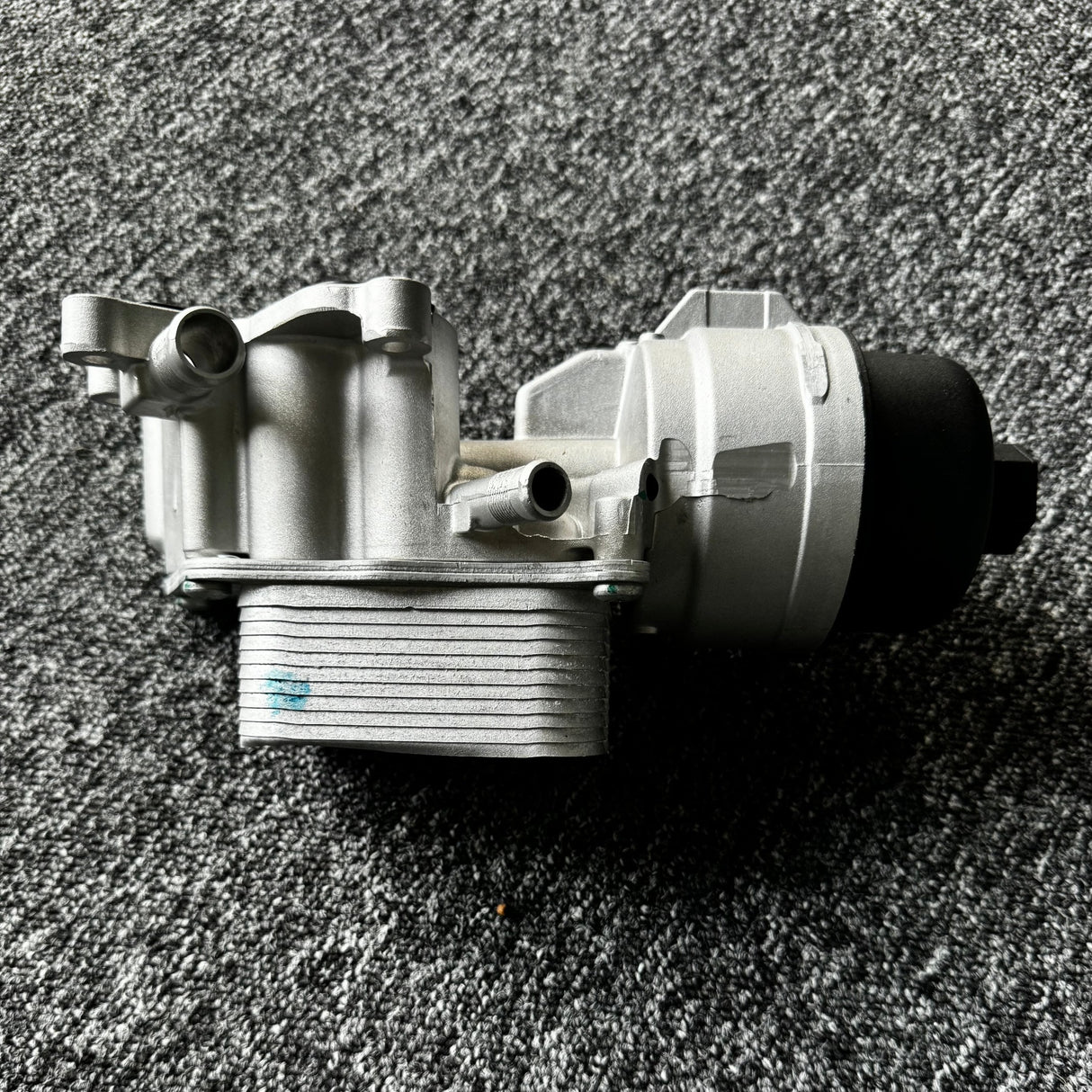 Mini R56 N14 N18 1.6 Cooper S JCW Engine Oil Cooler With Oil Filter Housing