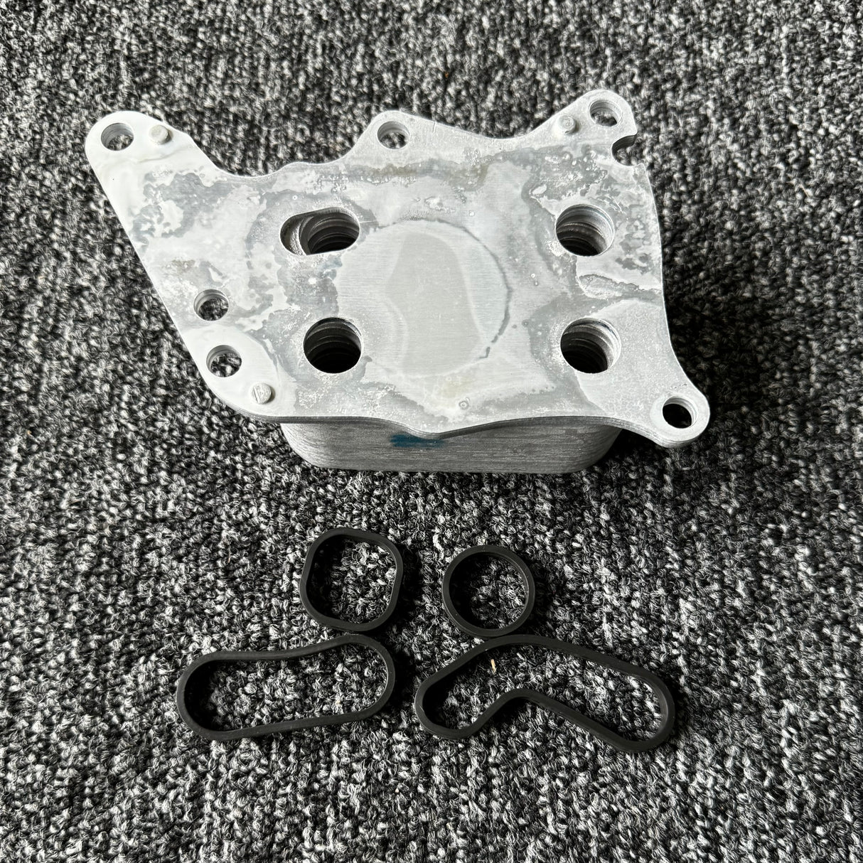 Mini R56 N14 N18 1.6 Cooper S JCW Engine Oil Cooler With Gaskets - Heat Exchanger