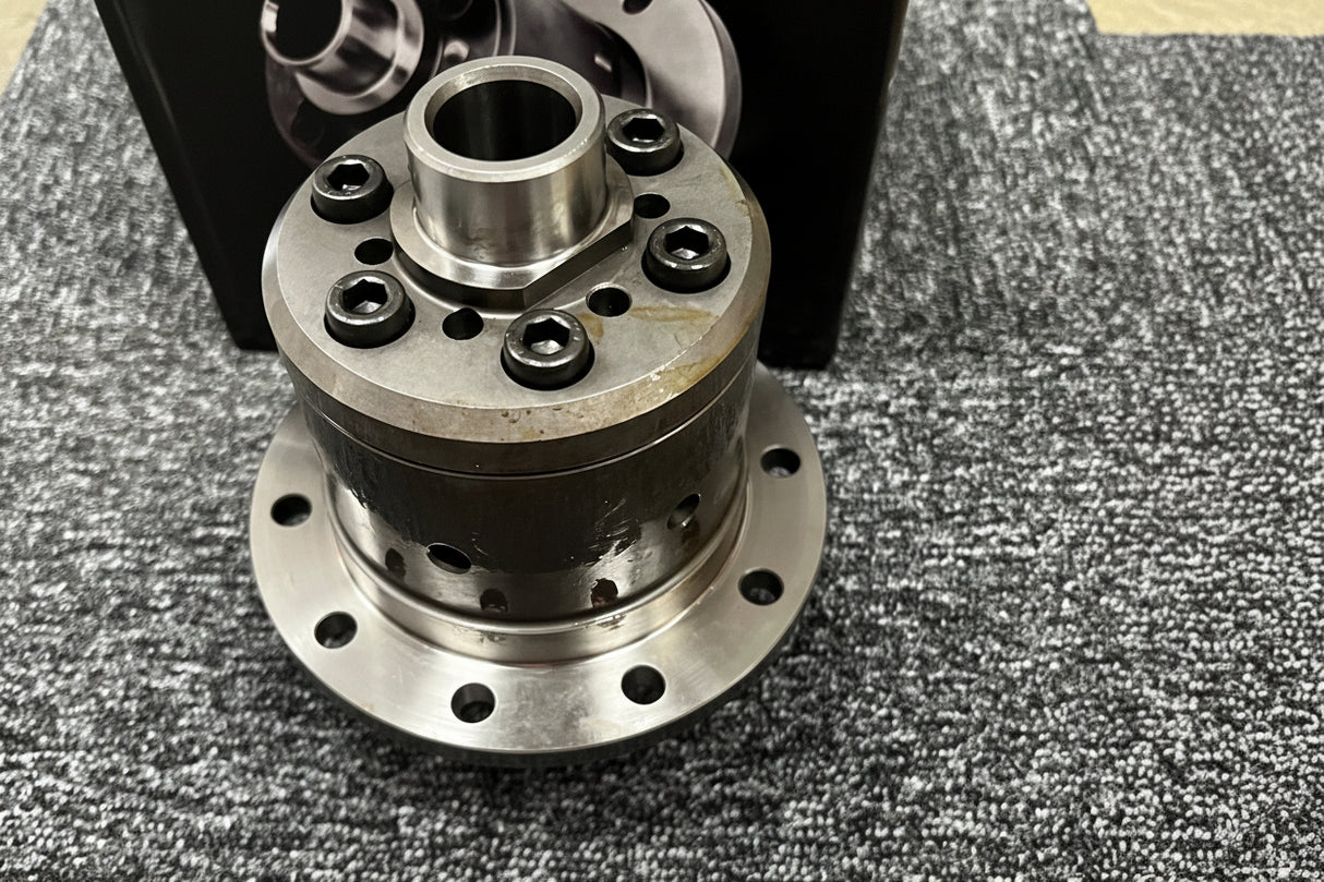 Blackline Triumph TR2 TR3 TR3A TR4A TR5 TR6 Stag LSD Limited Slip Diff