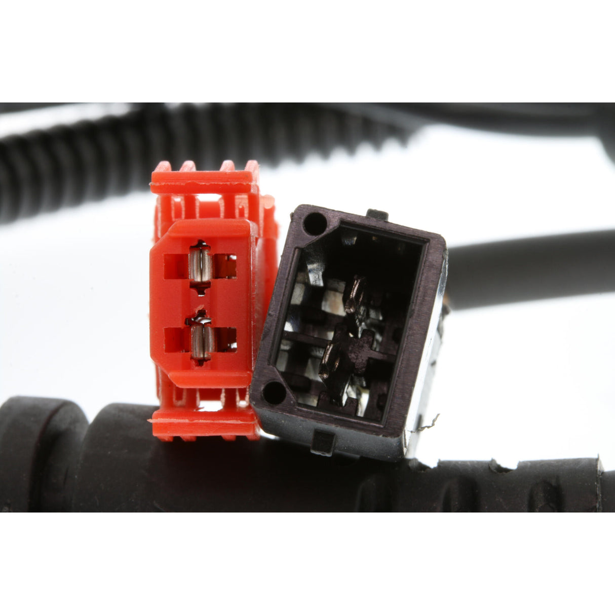 AUDI Sensor, wheel speed - VEMO V10-72-1083