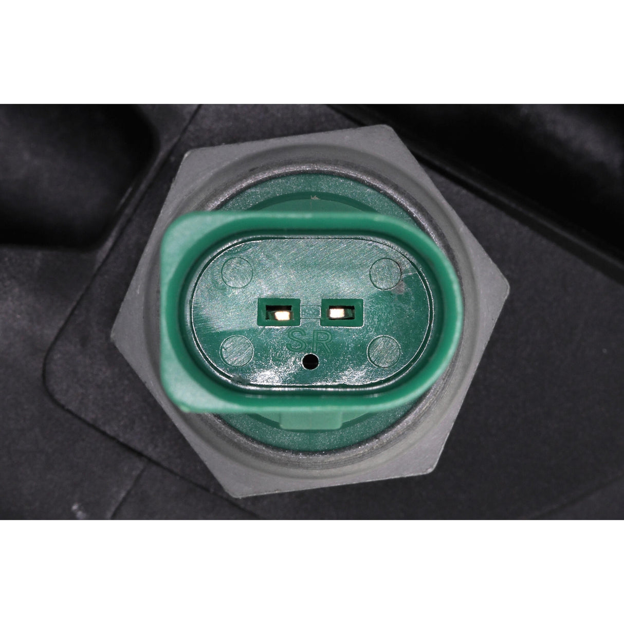 AUDI Oil filter module - VEMO V15-60-6100