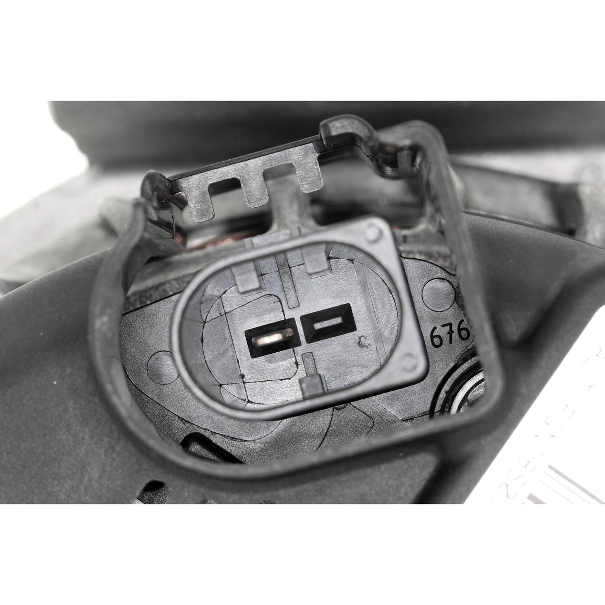 MERCEDES-BENZ Alternator - VEMO V30-13-50013