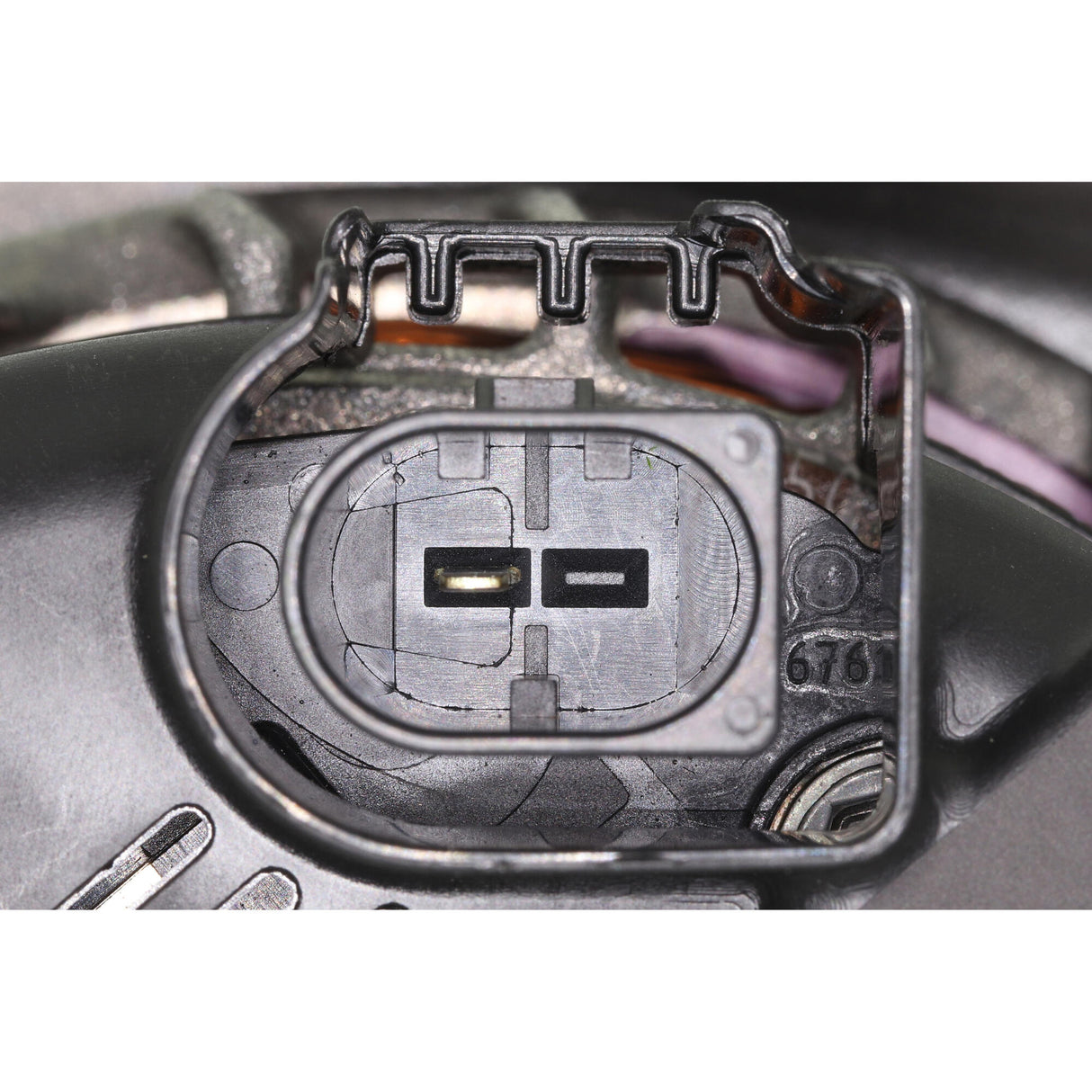 MERCEDES-BENZ Alternator - VEMO V30-13-50053