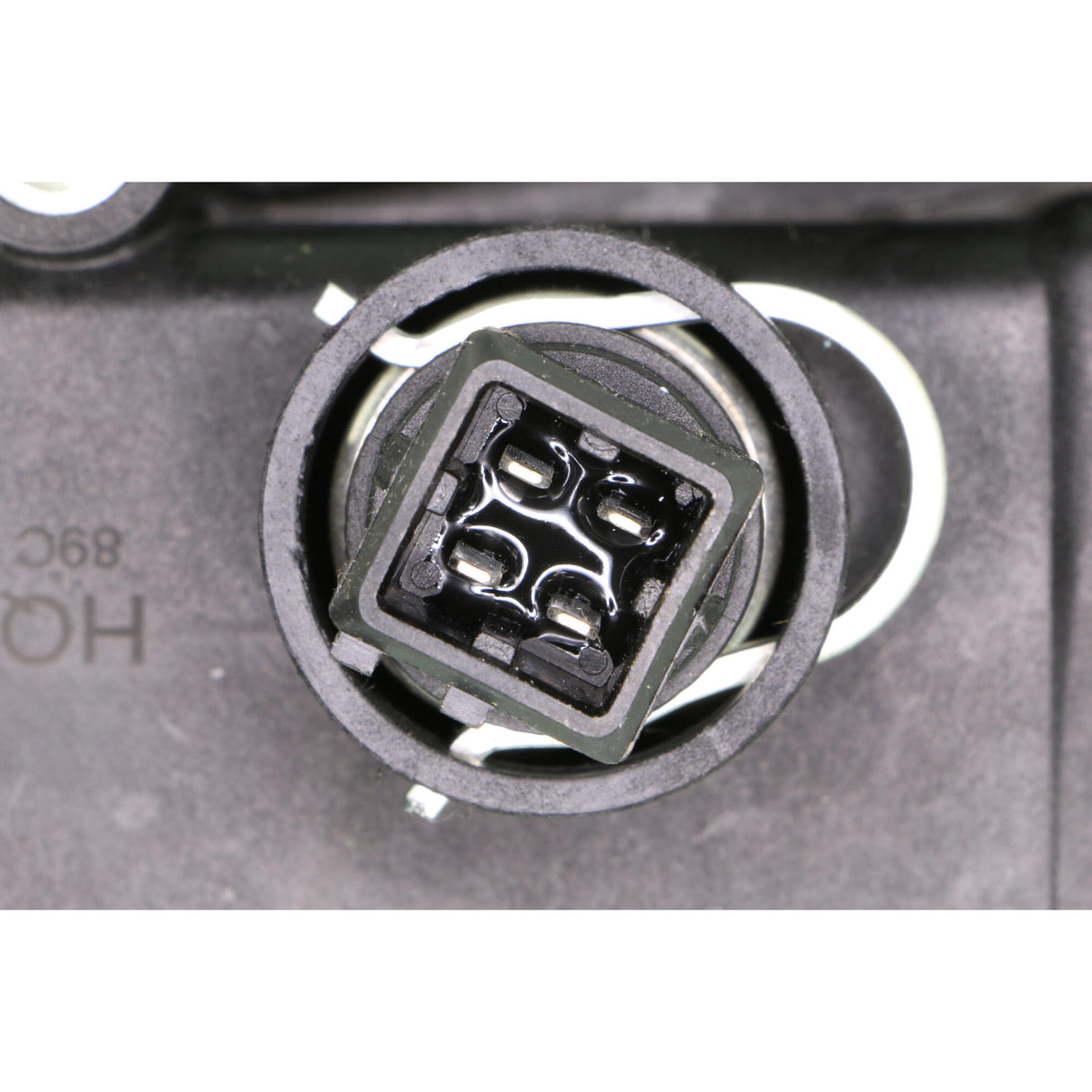 RENAULT Thermostat Housing - VEMO V46-99-1381