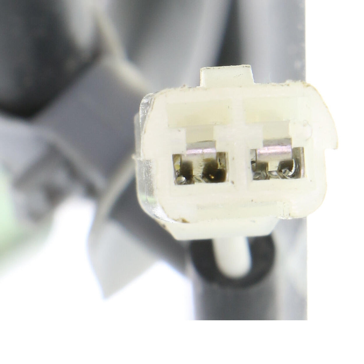ISUZU Sensor, wheel speed - VEMO V56-72-0013