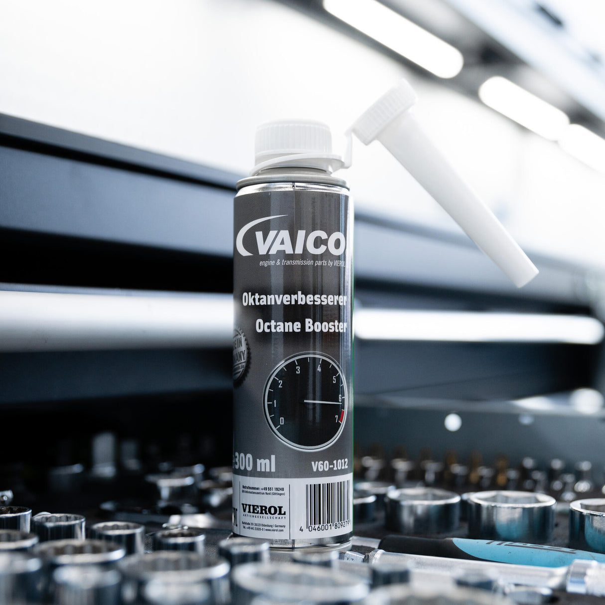UNIVERSAL Fuel Additive - VAICO V60-1012