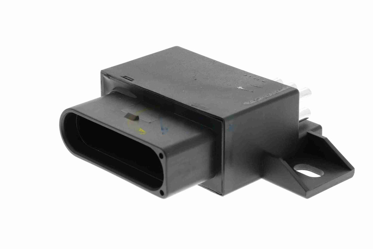 Relay, fuel pump - V15-71-0069