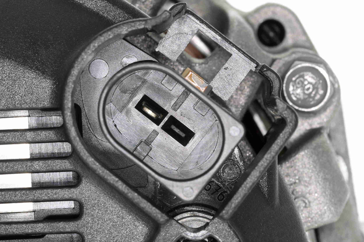 Alternator - V10-13-50024