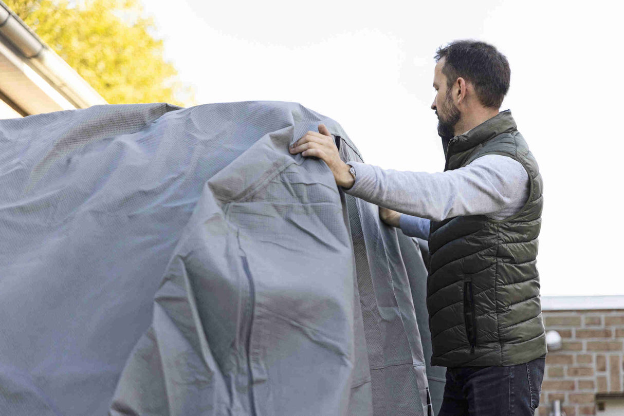 Caravan protective cover - V98-68012