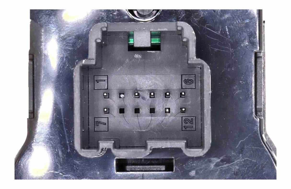 Switch, headlight - V40-73-0109