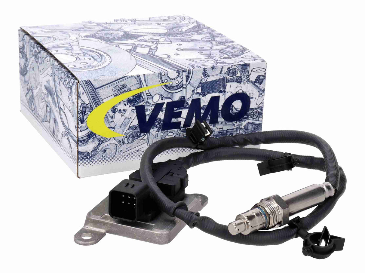 NOx Sensor, urea injection - V40-72-0081
