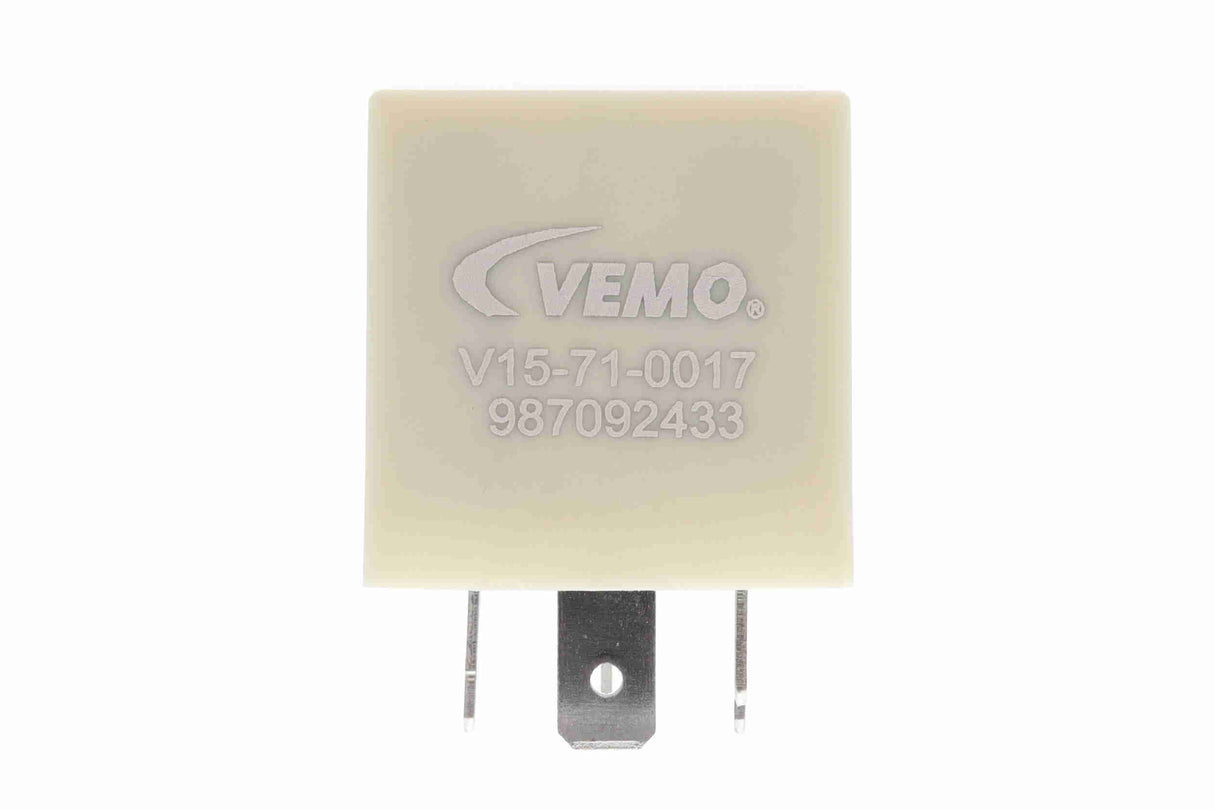 Relay, fuel pump - V15-71-0017