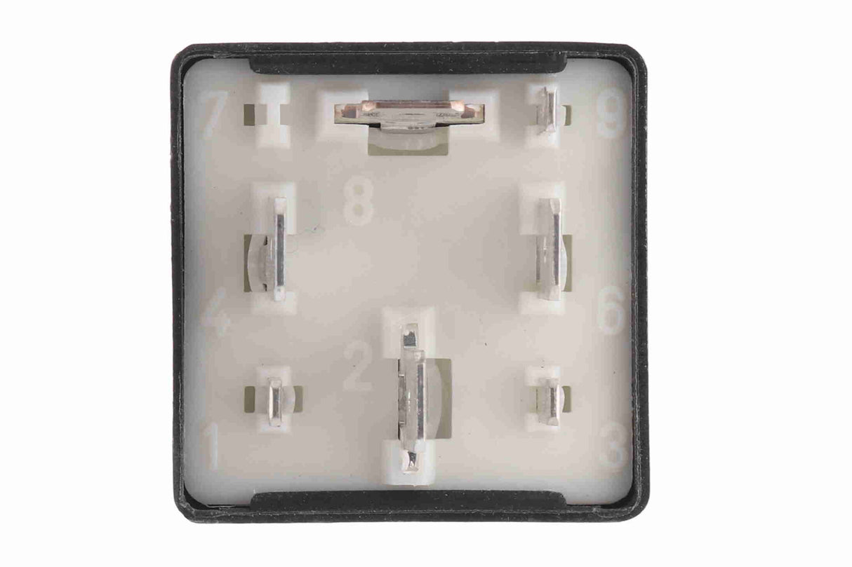 Relay, fuel pump - V15-71-0041