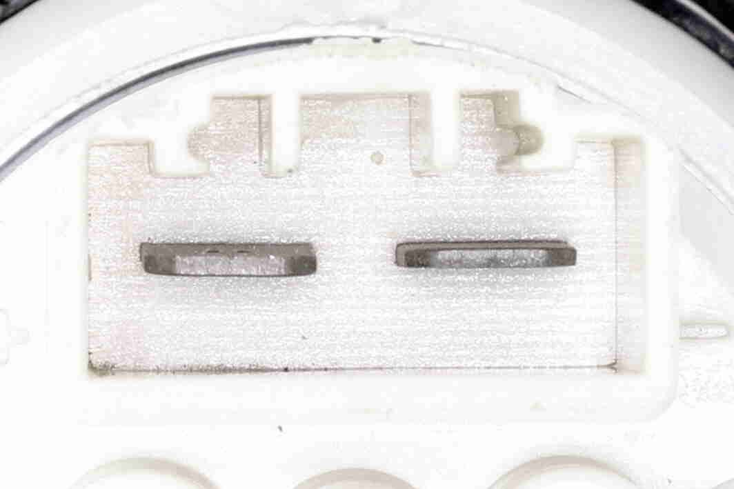 Fuel Pump - V30-09-0052-1