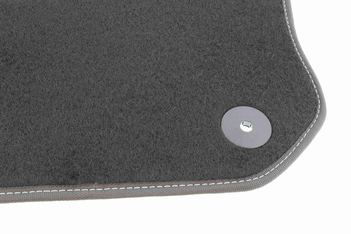 Floor Mat Set - V10-8897
