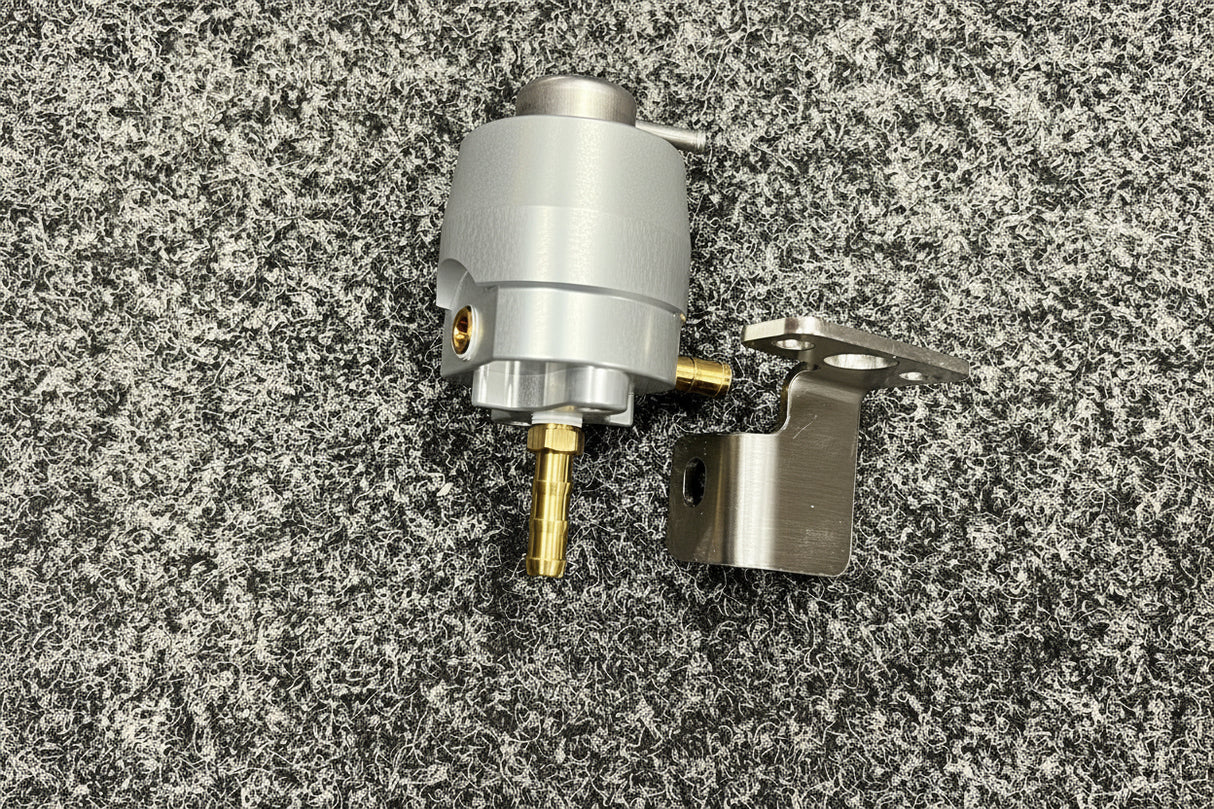 2WD Ford Sierra Cosworth Fuel Pressure Regulator 3 Door / Sapphire & RS500