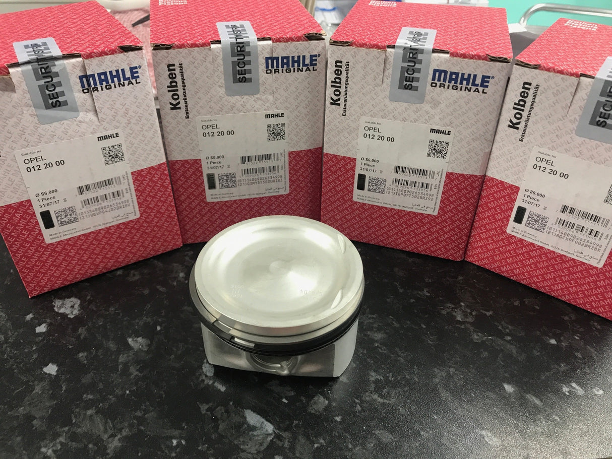 4 X Vauxhall Opel Lotus Z20LET Z20LER STD 86 mm bore MAHLE Pistons 0122000