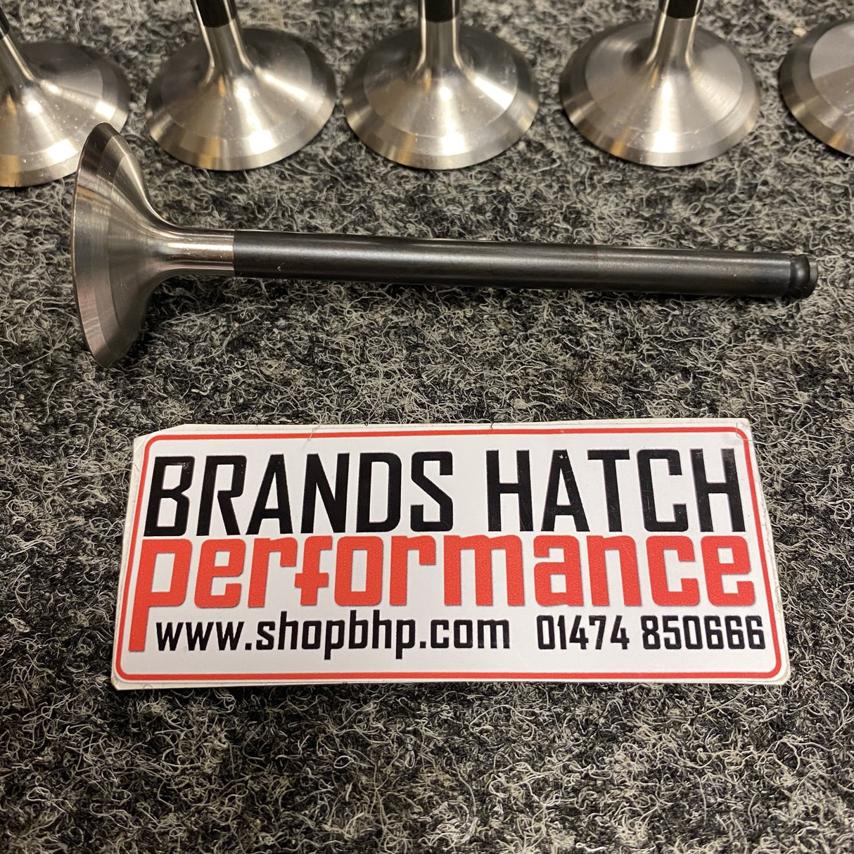 Wossner Ford Cosworth YB Standard Black Nitrided Stainless Inlet & Inconel Exhaust Valves