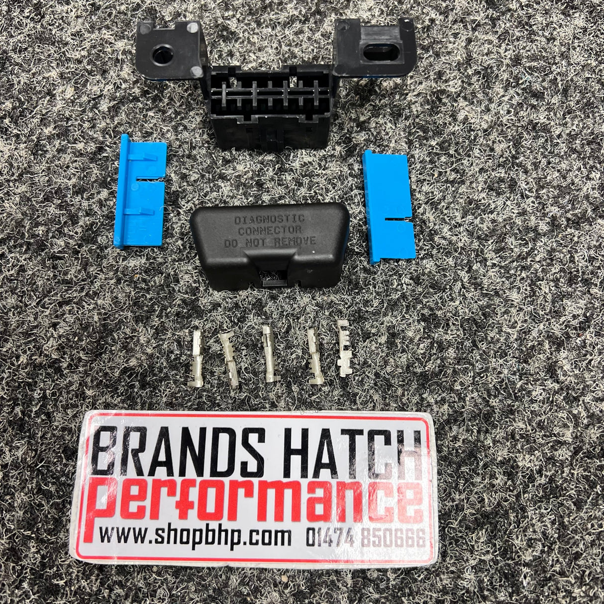 OBD2 Under Dash Mount Socket, Plug, Connector