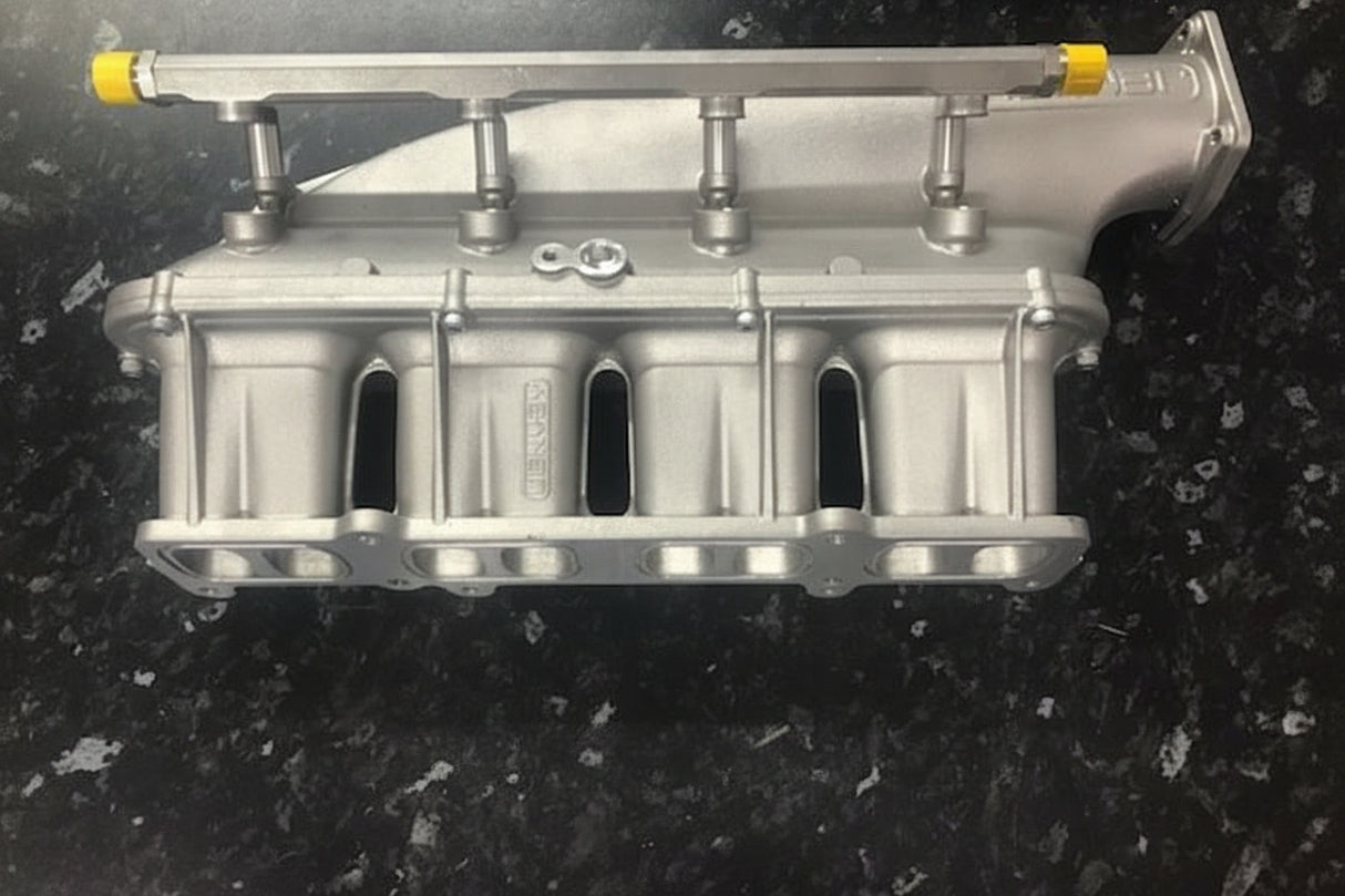 FORD ECOBOOST 1.6 INLET MANIFOLD AND TURBO PLENUM WITH FUEL RAIL