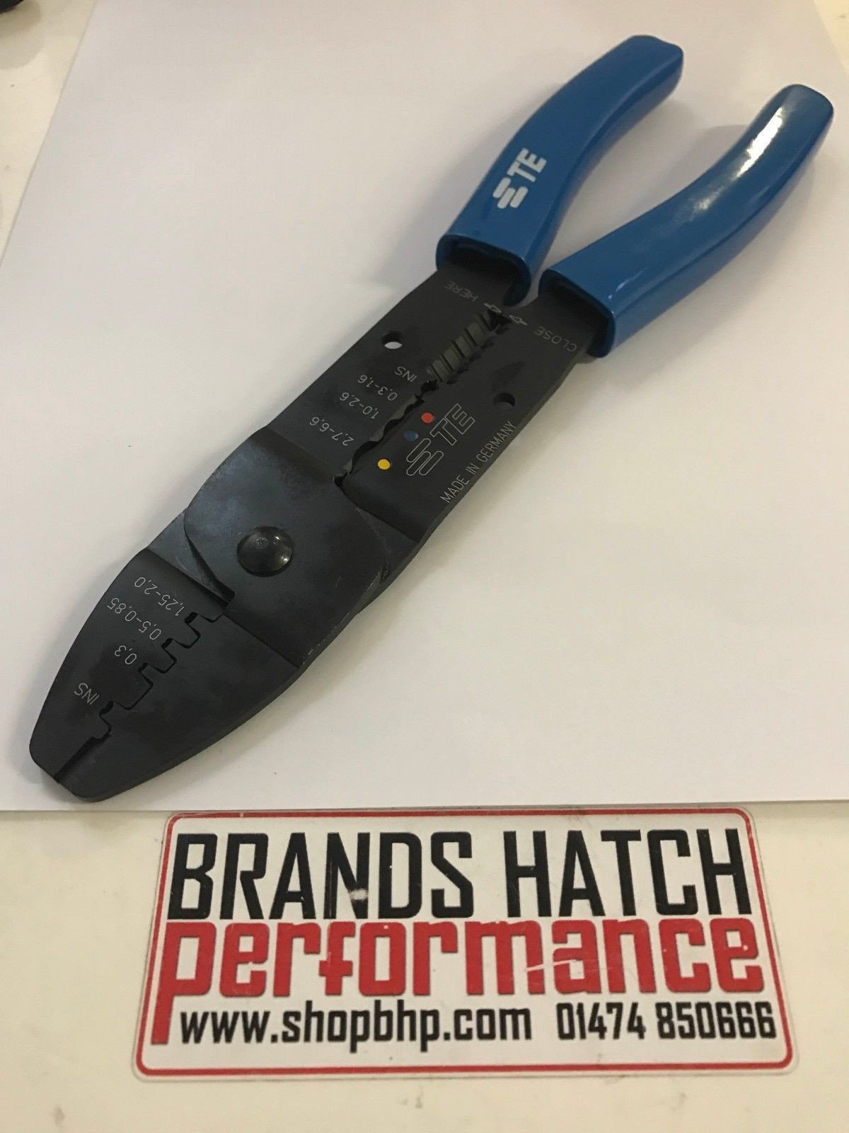 TE CONNECTIVITY CRIMP TOOL - For most automotive connectors