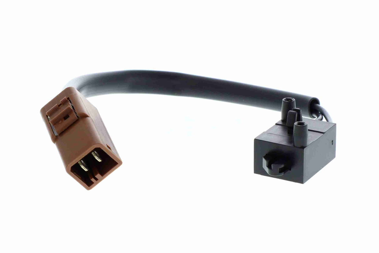 Switch, clutch control (cruise control) - V22-73-0020