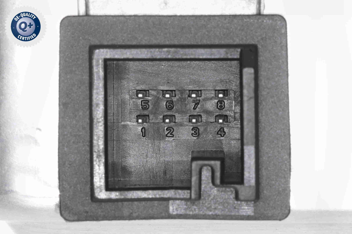 Control Unit, lane changing assist - V30-67-0003