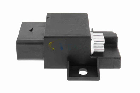 Relay, fuel pump - V15-71-0065