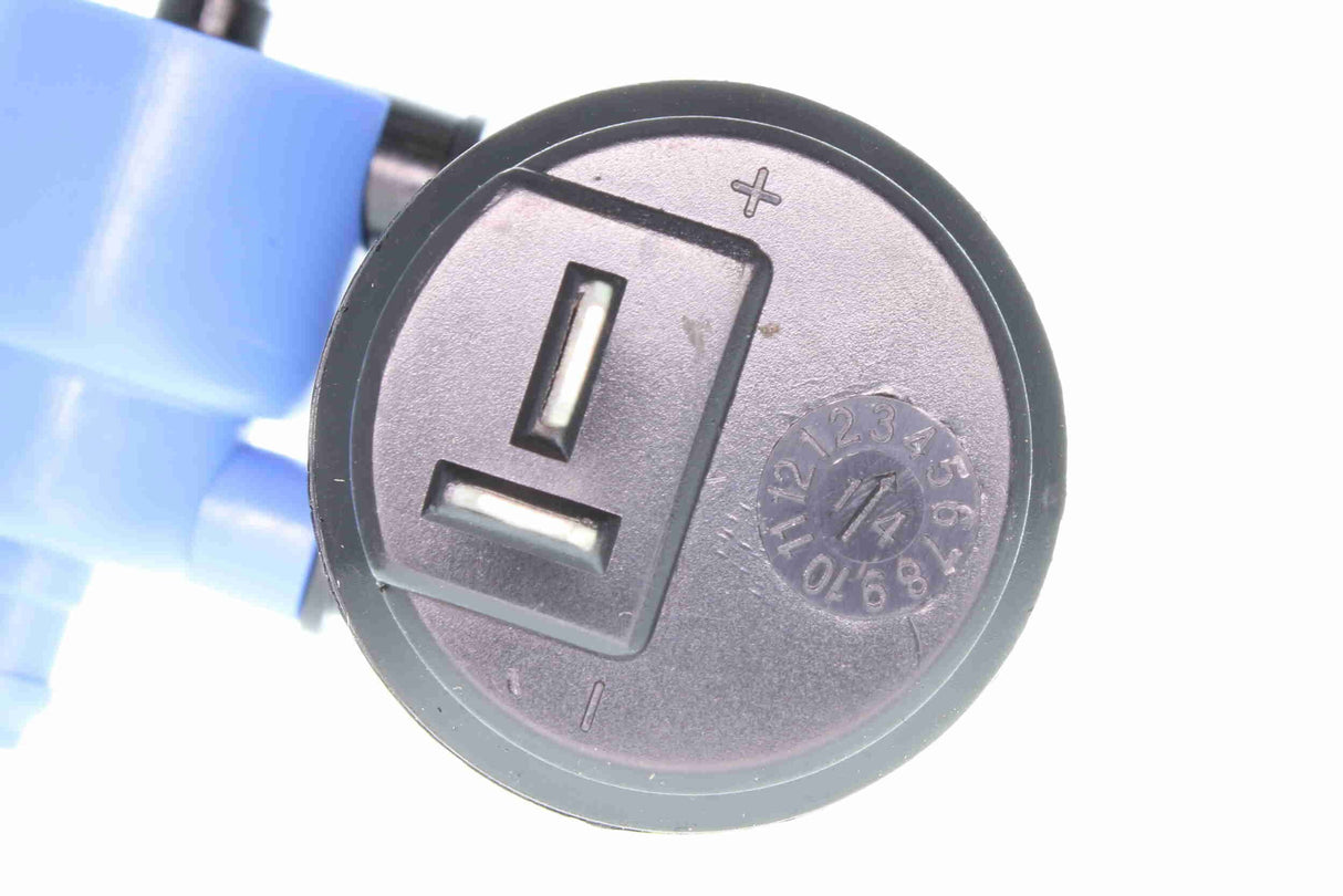Washer Fluid Pump, window cleaning - V10-08-0205