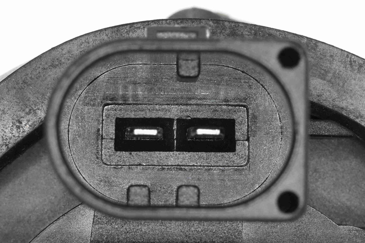 Auxiliary Water Pump (cooling water circuit) - V30-16-0023