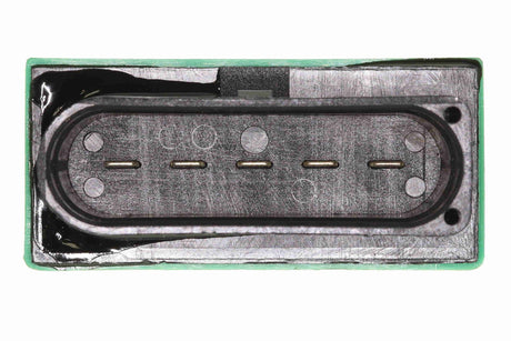 Relay, fuel pump - V15-71-0066