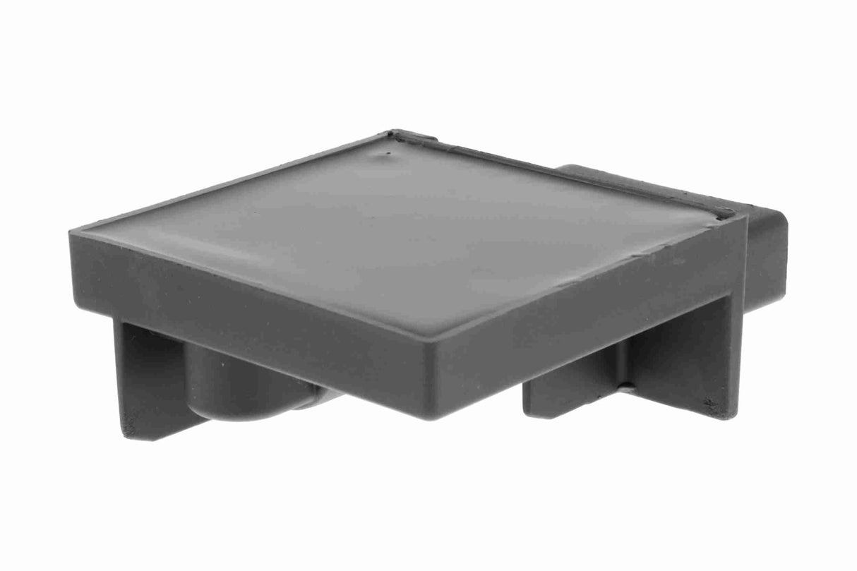 Relay, fuel pump - V15-71-0082