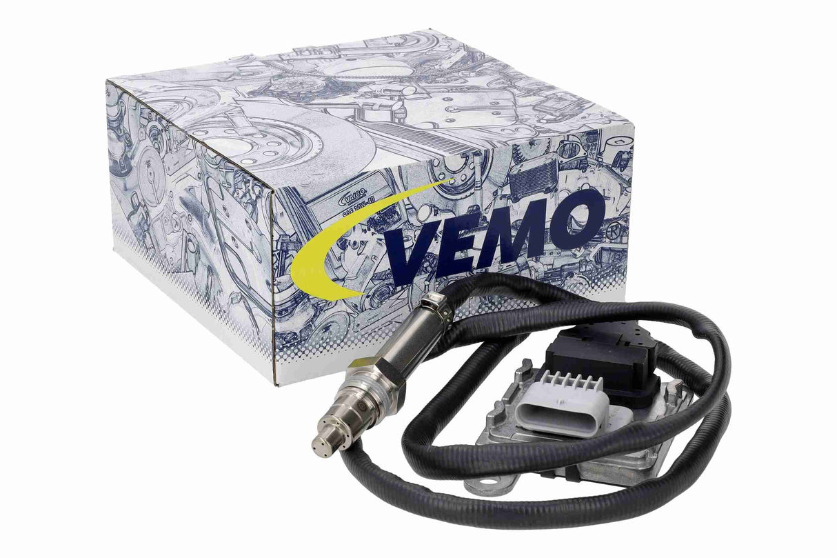 NOx Sensor, urea injection - V40-72-0132
