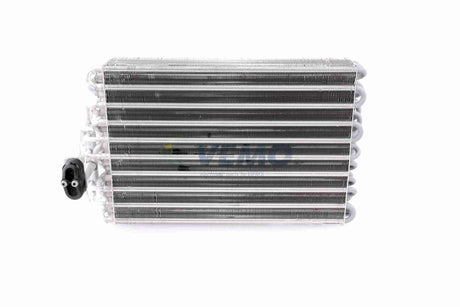 Evaporator, air conditioning - V30-65-0007