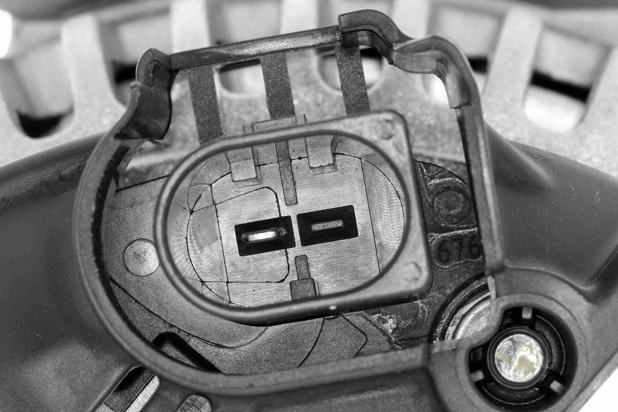 Alternator - V10-13-50006