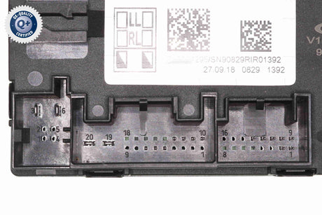 Control Unit, door closing aid - V10-73-0505