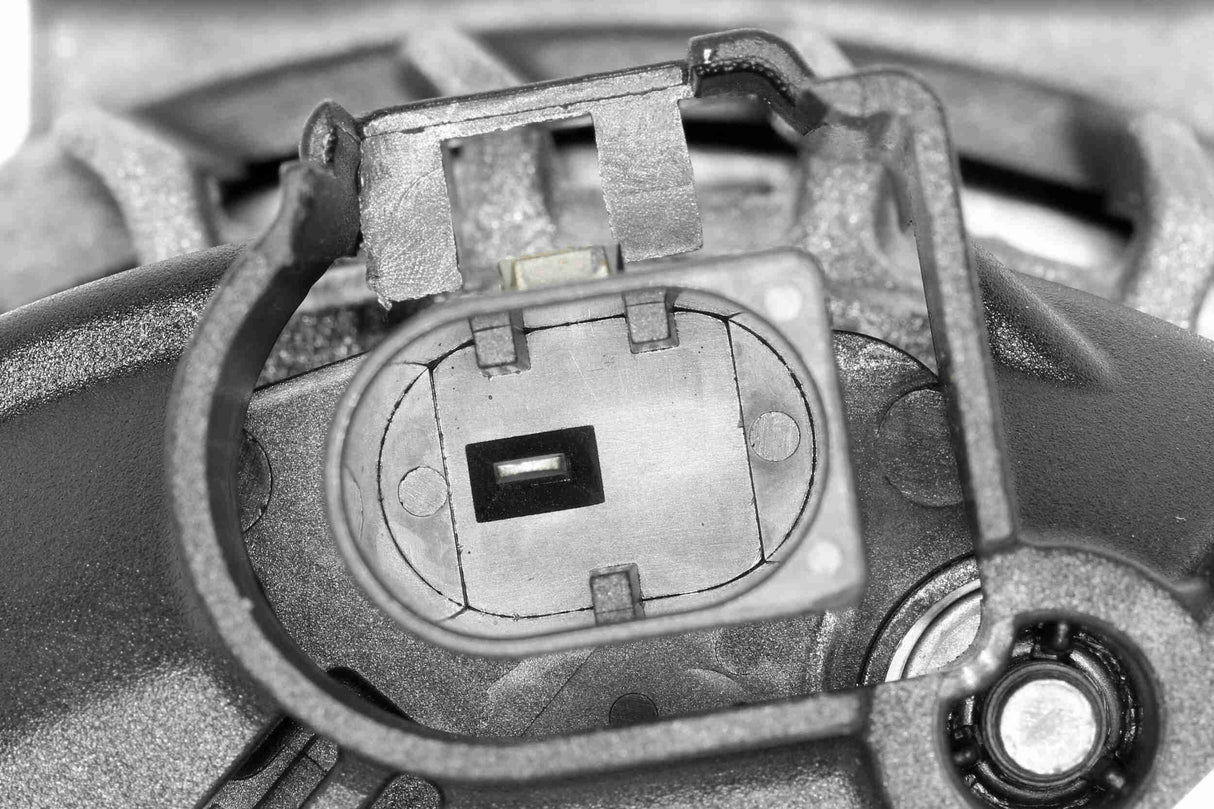 Alternator - V10-13-50022