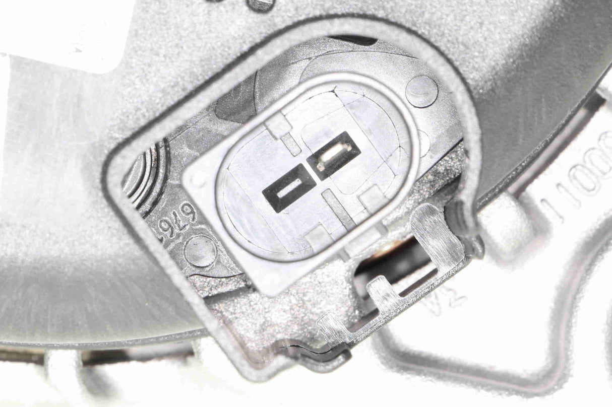 Alternator - V10-13-50032
