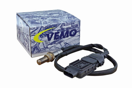 NOx Sensor, NOx catalytic converter - V10-72-0137